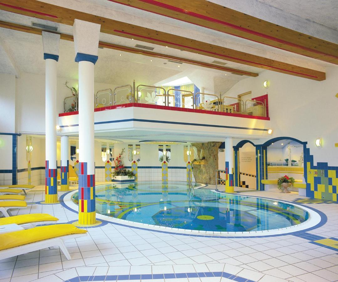 Hotel Bergkristall (Adults Only) オーバーアウ エクステリア 写真
