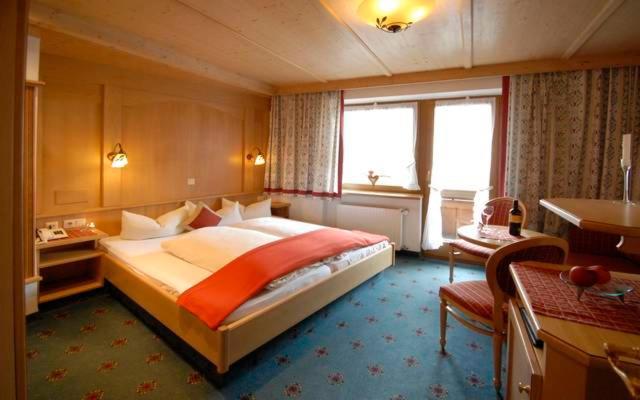 Hotel Bergkristall (Adults Only) オーバーアウ エクステリア 写真